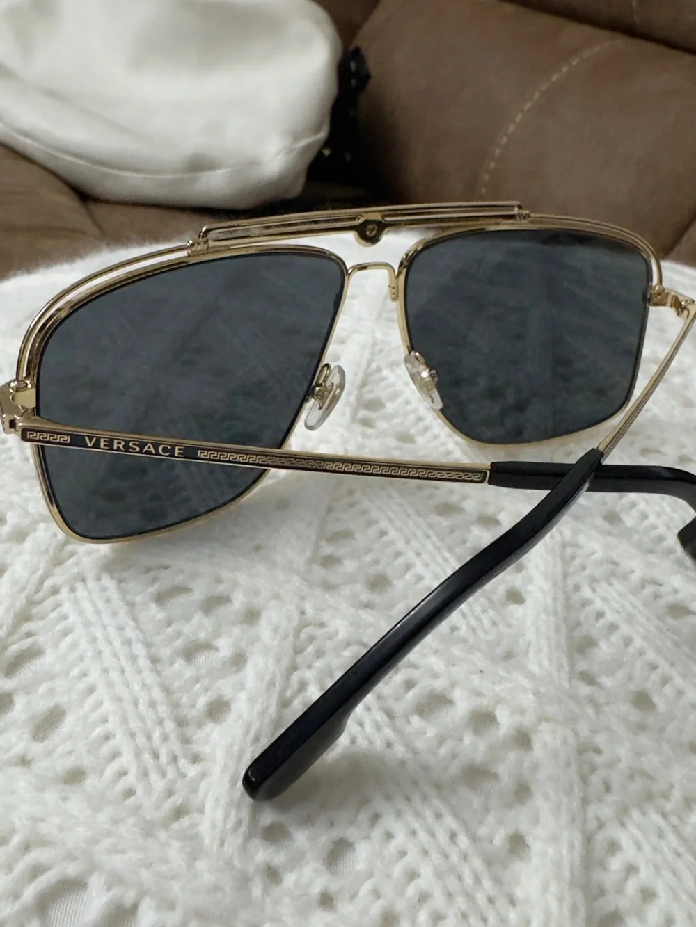VERSACE VE2242 Gold Aviator Sunglasses Dark Grey Lens NIB NWT Complete Set